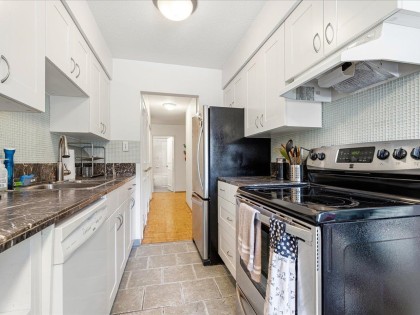 Photo 10 at 5 - 140 E 20th Street, Central Lonsdale, North Vancouver