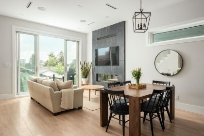 Photo 1 at 3 - 215 E 21st Street, Central Lonsdale, North Vancouver