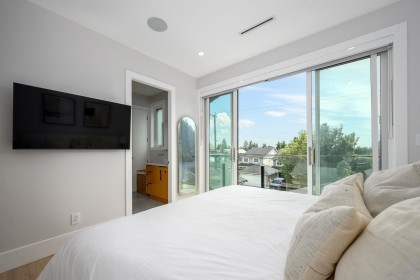 Photo 20 at 3 - 215 E 21st Street, Central Lonsdale, North Vancouver