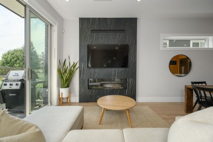 Photo 10 at 3 - 215 E 21st Street, Central Lonsdale, North Vancouver