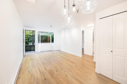 Photo 6 at 112 - 1363 Clyde Avenue, Ambleside, West Vancouver