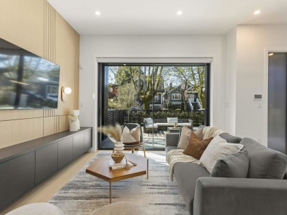 Photo 3 at 1 - 3255 W 13th Avenue, Kitsilano, Vancouver West