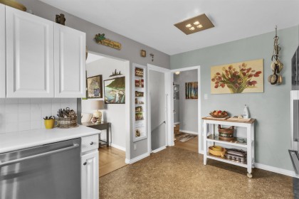 Photo 9 at 901 Calverhall Street, Calverhall, North Vancouver