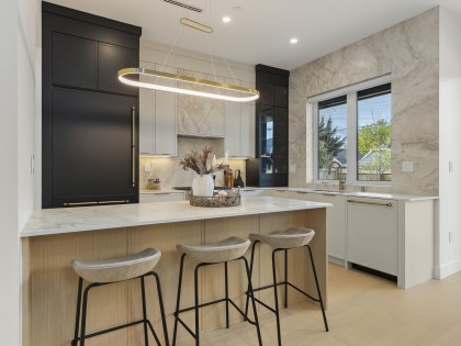Photo 4 at 2 - 3255 W 13th Avenue, Kitsilano, Vancouver West