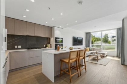 Photo 4 at 202 - 1675 Lions Gate Lane, Pemberton NV, North Vancouver