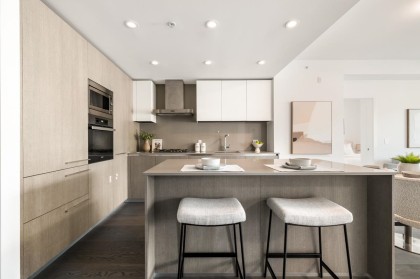 Photo 6 at 302 - 4932 Cambie Street, Cambie, Vancouver West