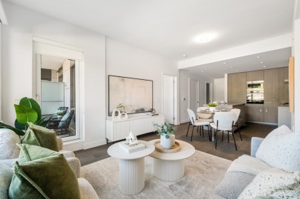 Photo 3 at 302 - 4932 Cambie Street, Cambie, Vancouver West