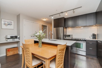 Photo 6 at 207 - 1677 Lloyd Avenue, Pemberton NV, North Vancouver