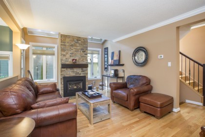 Photo 2 at 1989 Cedar Village Crescent, Westlynn, North Vancouver