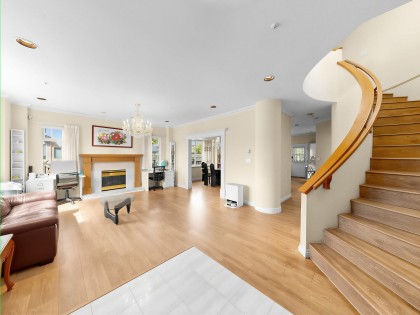 Photo 2 at 7806 Montcalm Street, Marpole, Vancouver West