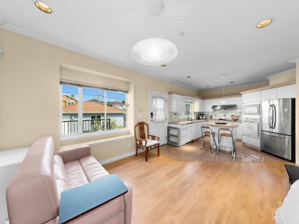 Photo 13 at 7806 Montcalm Street, Marpole, Vancouver West