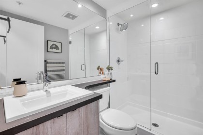 Photo 11 at 74 - 728 W 14th Street, Mosquito Creek, North Vancouver