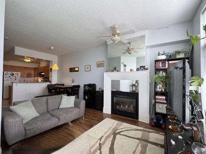 Photo 2 at 510 - 2268 Redbud Lane, Kitsilano, Vancouver West