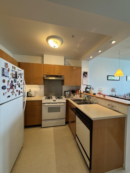 Photo 4 at 510 - 2268 Redbud Lane, Kitsilano, Vancouver West