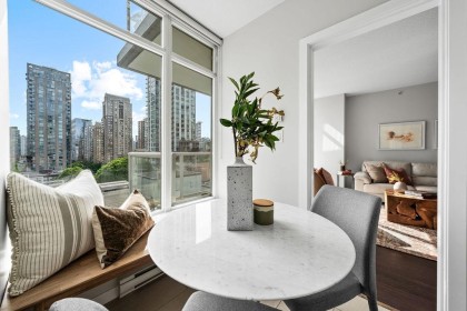 Photo 11 at 607 - 480 Robson Street, Downtown VW, Vancouver West