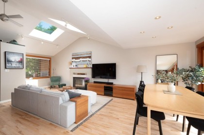 Photo 7 at 1185 Cloverley Street, Calverhall, North Vancouver