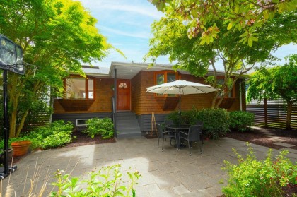 Photo 1 at 1185 Cloverley Street, Calverhall, North Vancouver