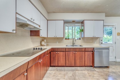 Photo 4 at 4902 Ranger Avenue, Canyon Heights NV, North Vancouver