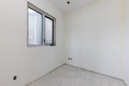 Photo 10 at 258 E 21st Street, Central Lonsdale, North Vancouver