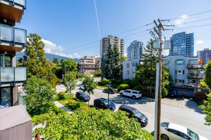 Photo 23 at 306 - 1535 Chesterfield Avenue, Central Lonsdale, North Vancouver