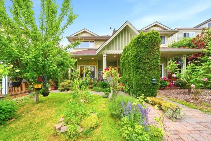 Photo 2 at 562 W Keith Road, Central Lonsdale, North Vancouver