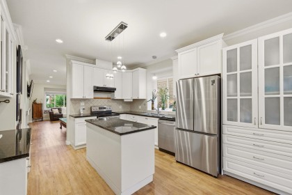 Photo 6 at 562 W Keith Road, Central Lonsdale, North Vancouver