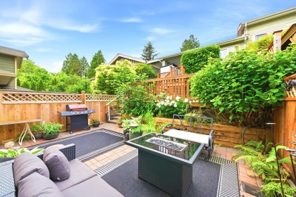 Photo 3 at 562 W Keith Road, Central Lonsdale, North Vancouver