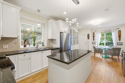Photo 5 at 562 W Keith Road, Central Lonsdale, North Vancouver