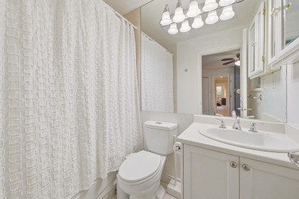 Photo 14 at 562 W Keith Road, Central Lonsdale, North Vancouver