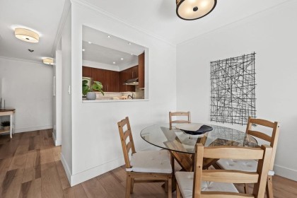 Photo 6 at 207 - 235 W 4th Street, Lower Lonsdale, North Vancouver