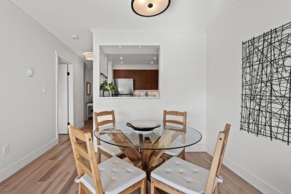Photo 5 at 207 - 235 W 4th Street, Lower Lonsdale, North Vancouver