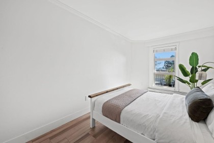 Photo 8 at 207 - 235 W 4th Street, Lower Lonsdale, North Vancouver