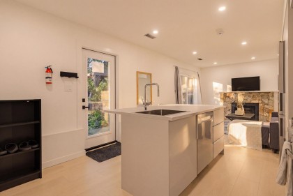 Photo 26 at 2221 Bowser Avenue, Pemberton Heights, North Vancouver