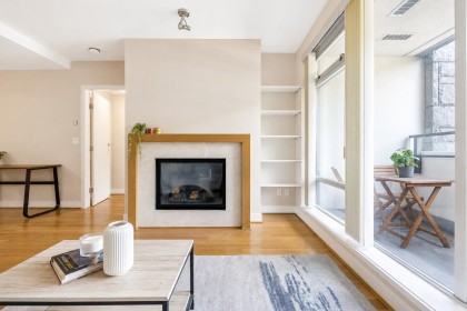 Photo 3 at 107 - 6015 Iona Drive, University VW, Vancouver West