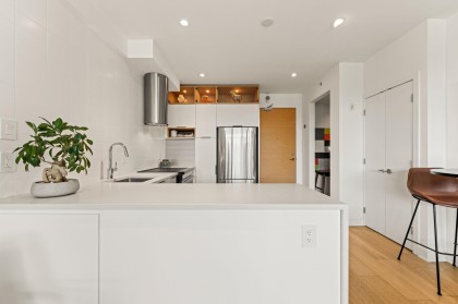Photo 5 at 401 - 1808 W 1st Avenue, Kitsilano, Vancouver West