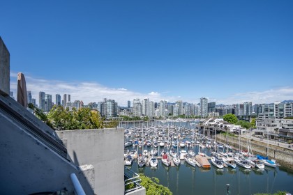 Photo 22 at 313 - 674 Leg In Boot Square, False Creek, Vancouver West