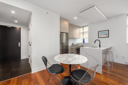 Photo 3 at 303 - 988 Richards Street, Yaletown, Vancouver West