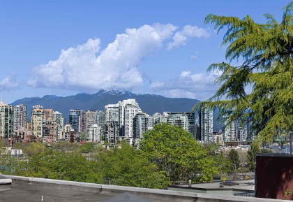 Photo 15 at 1261 W 7th Avenue, Fairview VW, Vancouver West