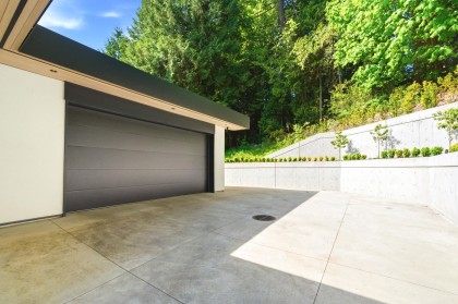 Photo 32 at 2965 Altamont Crescent, Altamont, West Vancouver