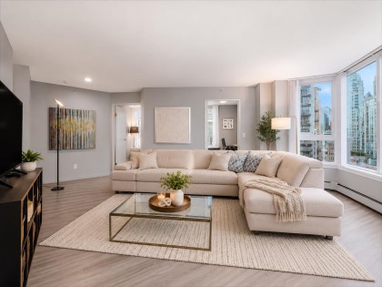Photo 2 at 1206 - 388 Drake Street, Yaletown, Vancouver West