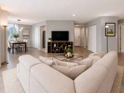 Photo 3 at 1206 - 388 Drake Street, Yaletown, Vancouver West