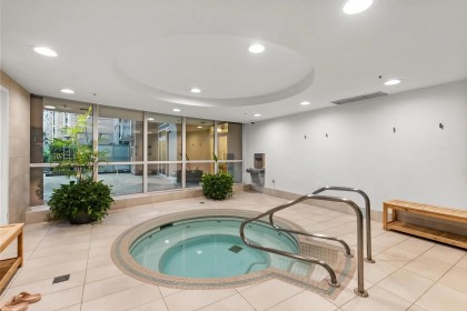 Photo 14 at 1206 - 388 Drake Street, Yaletown, Vancouver West