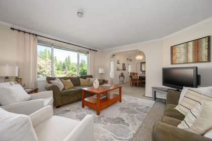 Photo 6 at 1747 Bellelynn Place, Westlynn, North Vancouver