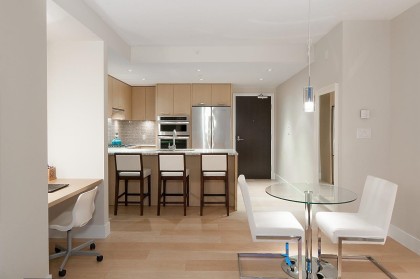 Photo 6 at 608 - 150 W 15th Street, Central Lonsdale, North Vancouver