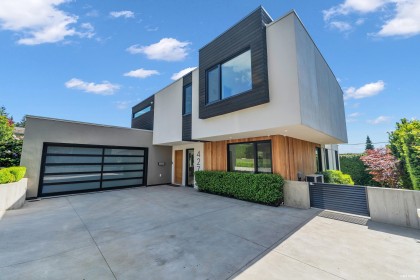 Photo 3 at 4275 Chelsea Crescent, Forest Hills NV, North Vancouver