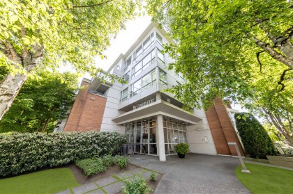 Photo 5 at 602 - 618 W 45th Avenue, Oakridge VW, Vancouver West