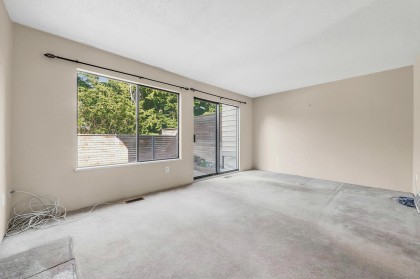 Photo 4 at 62 - 1930 Cedar Village Crescent, Westlynn, North Vancouver