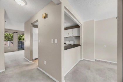 Photo 8 at 62 - 1930 Cedar Village Crescent, Westlynn, North Vancouver