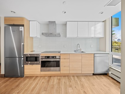 Photo 12 at 213 - 159 W 2nd Avenue, False Creek, Vancouver West