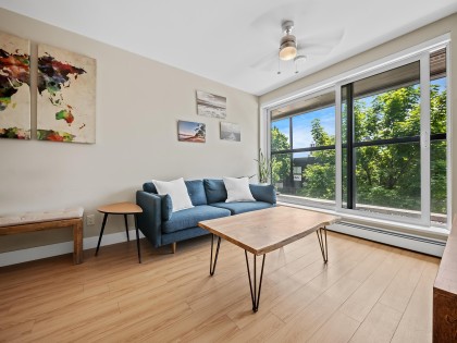 Photo 5 at 213 - 159 W 2nd Avenue, False Creek, Vancouver West